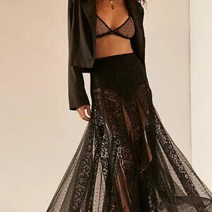 Free People A Day Out Half Slip Brand New with Tags Large